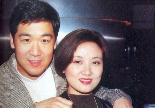 Hôn nhân 31 năm của diễn viên 'Tể tướng Lưu Gù'