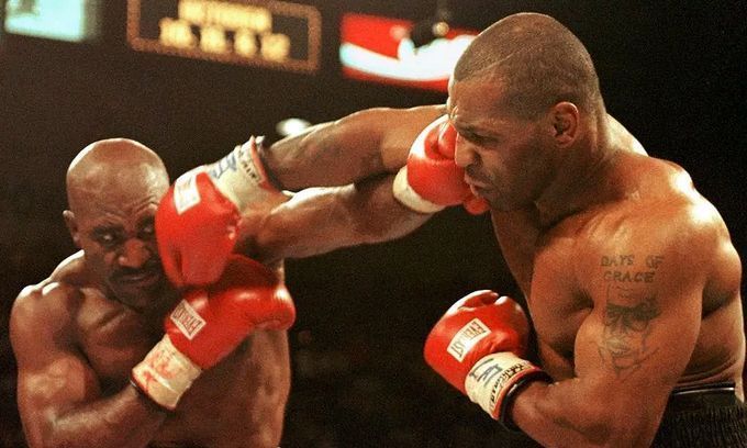Tyson Fury nhận lời đấu Mike Tyson