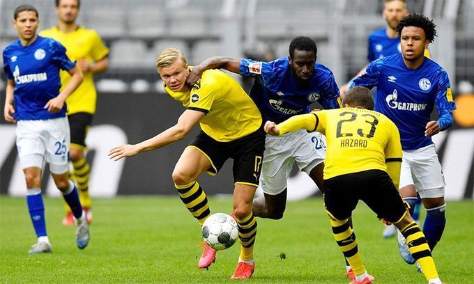 Farve: 'Haaland giúp Dortmund lột xác'