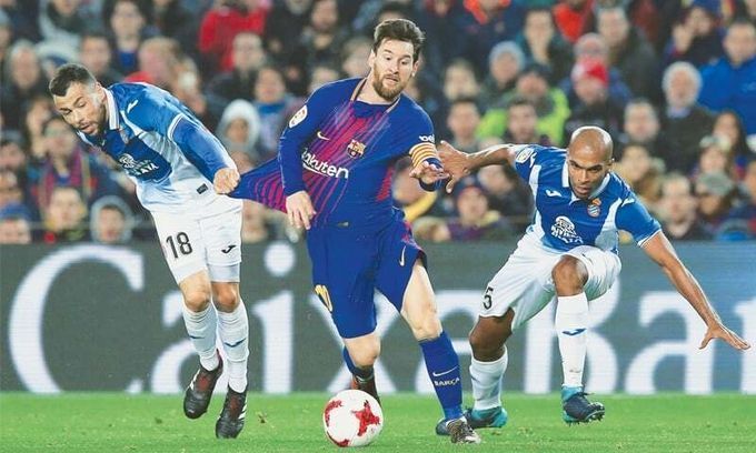 Messi - thiên tài lừa bóng